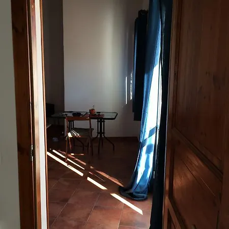 23 Couette-café